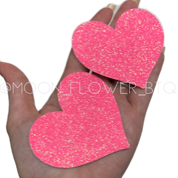 Pink Glitter Heart Breast Petal Pasties - Picture 5 of 8